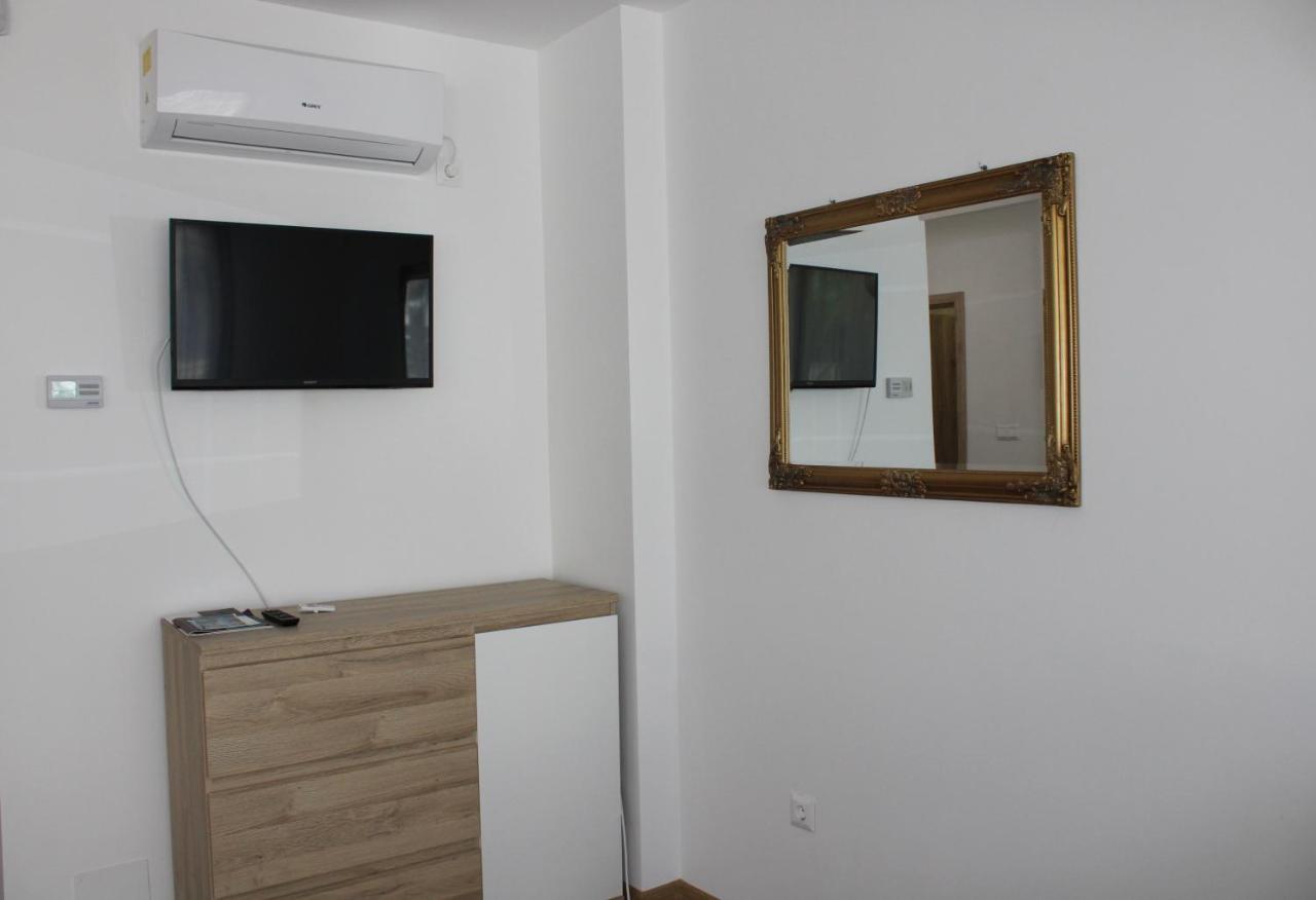 希欧福克Nella Apartman公寓 外观 照片